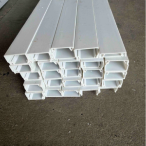 16x25 PVC Trunking (APT002)